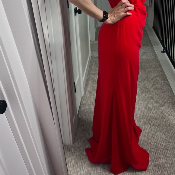 Red one shoulder dress - Picture 7 of 10